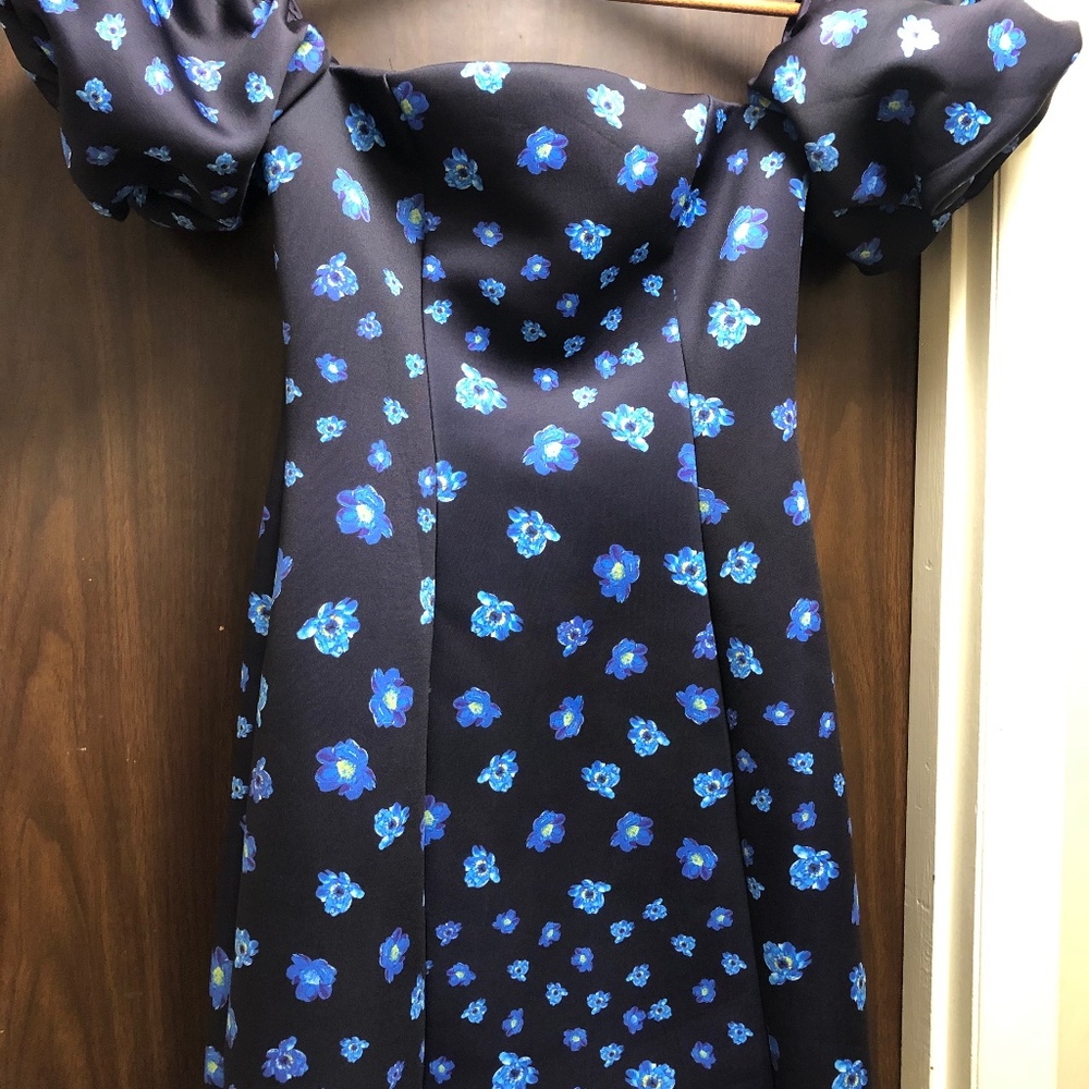 CUTE DREES